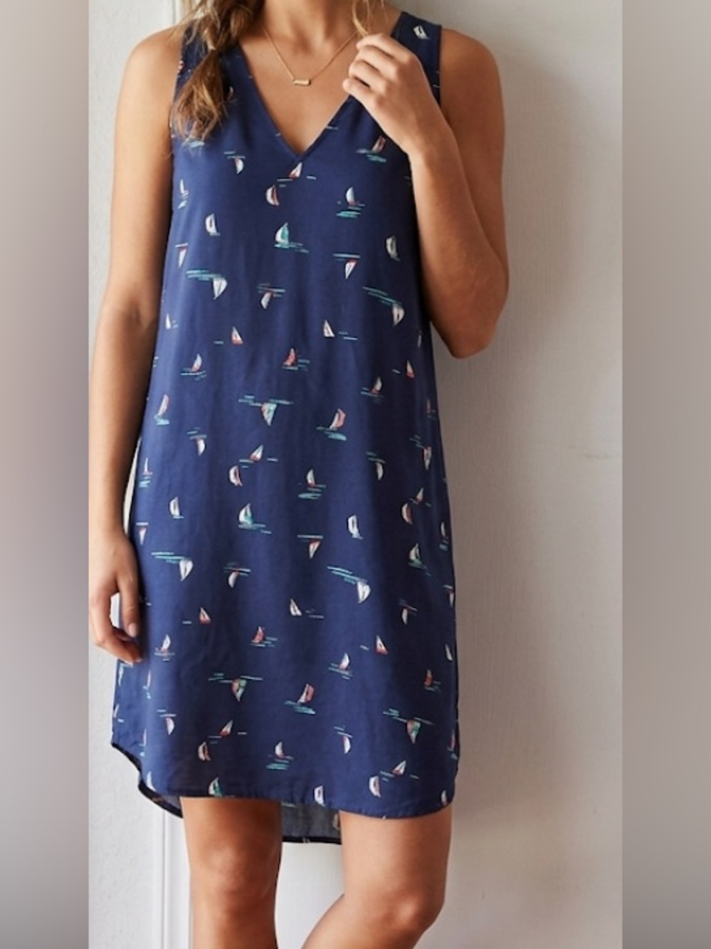 LG Navy Blue Clothing Size Tag